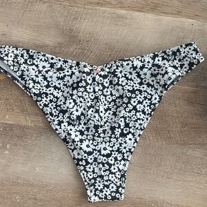 PINK Victoria's Secret Black and White Bikini